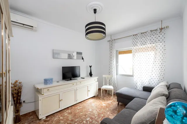 CASA EN PLENO CENTRO DE ARMILLA — 9