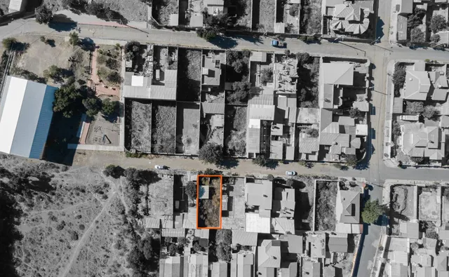 42.500$us Bonito terreno en Amancayas, a 2 cuadras y media d - foto 4