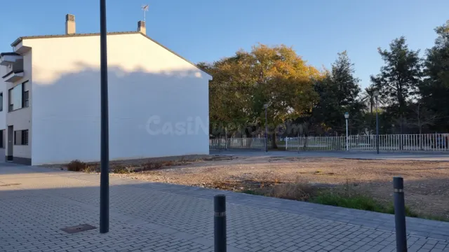 Ref. 03976 - Parcela - solar para unifamiliar en Llíria - foto 2