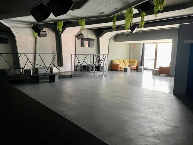 SE VENDE O ALQUILA LOCAL COMERCIAL EN ASPE !!!! - foto 4