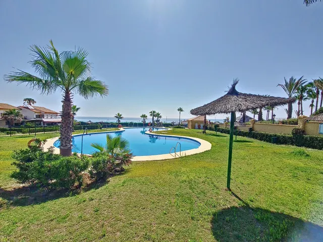 Casa 5 dorm. frente a la playa con vistas al mar!! — 12