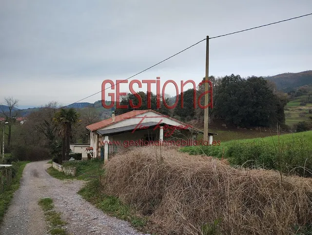 CASA DE PIEDRA CON AMPLIA PARCELA. ESCOBEDO DE VILLAFUFRE. — 3