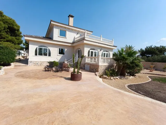 MAGNIFICO CHALET — 9