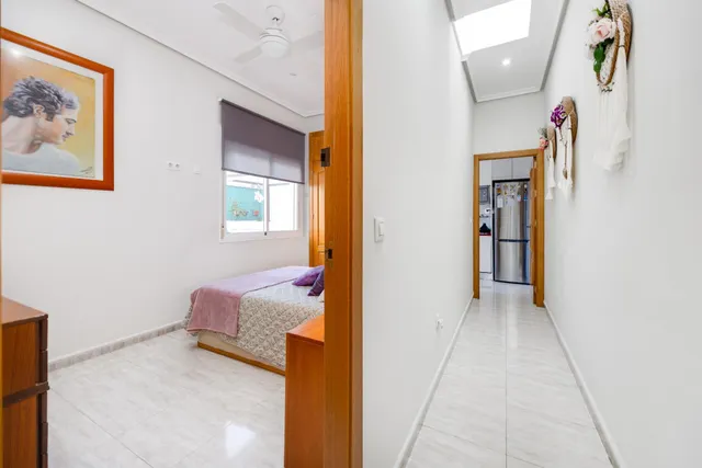 Elegante Propiedad Doble con Vistas al Campo y Acabados de Lujo — 24