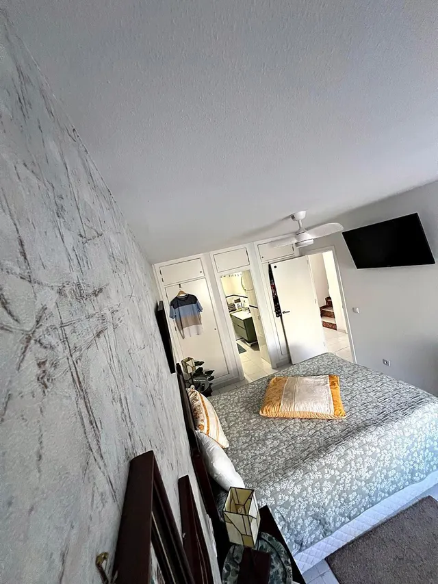 Bungalow con piscina comunitaria, Alicante, Orihuela Costa. 3 habitaciones, 105 m2, 3 kilómetros del mar — 47