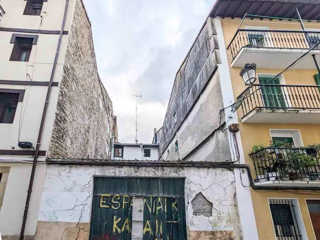Parcela de terreno urbano en el centro de Irun - foto 3