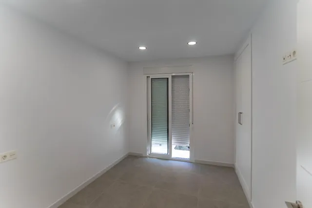 Apartamento en zona céntrica con plaza de parking y amplia terraza — 8