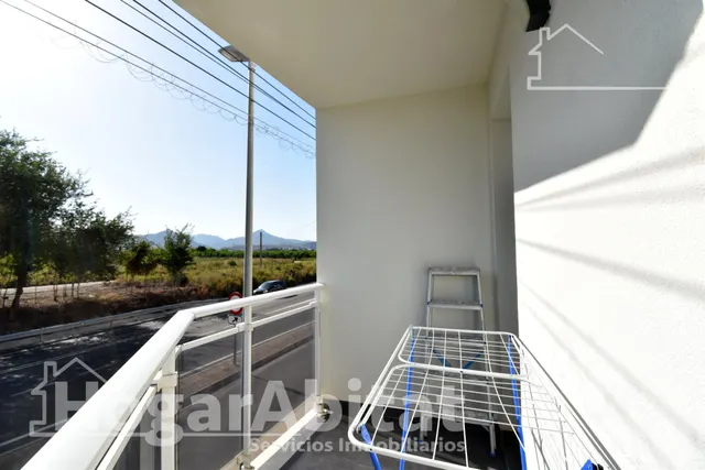 ¡GRAN OPORTUNIDAD! PAREADO REFORMADO, EXTERIOR CON TERRAZA Y ASCENSOR — 36