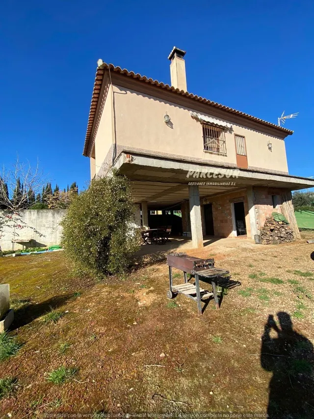 POSADAS- Parcela de terreno de 3.000m con casa en 2 plantas. — 22