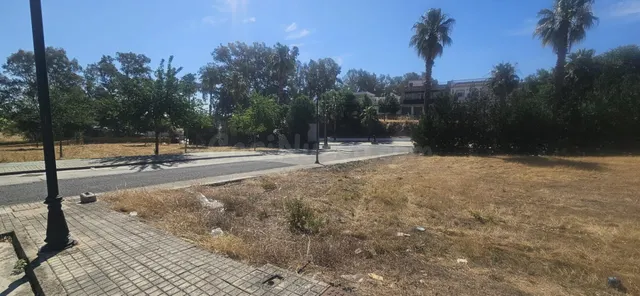 Guillena (Sevilla) | Terreno urbano de 100 m2, ideal para co