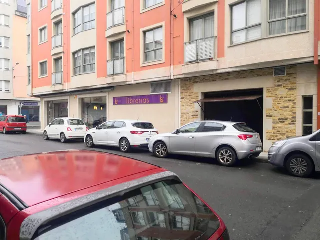 Local comercial en Rúa Gerona, zona Parque do Anllóns - foto 3
