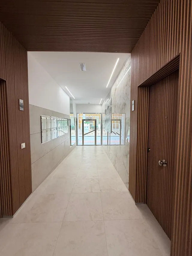 ¡Abre la puerta a tu nuevo hogar! Amplia terraza, garaje y totalmente amueblado — 39