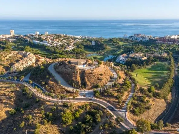 Exclusivo atico de 3 dormitorios al golf Torrequebrada - Ben - foto 5