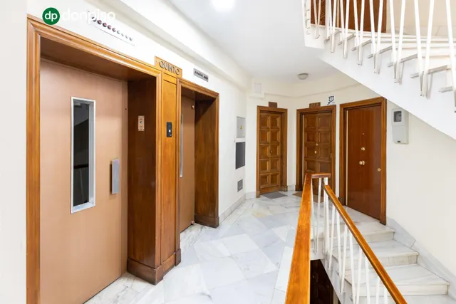 PISO DE 5 DORMITORIOS EN CALLE RECOGIDAS — 30