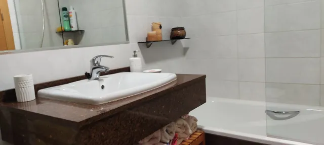 RESERVADA — 25