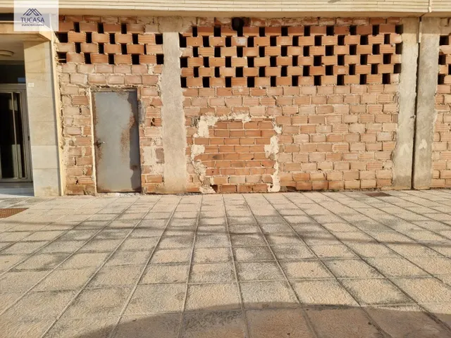 Local comercial 170m² en alquiler - Urbanizacion - foto 5