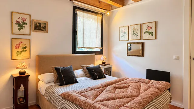 Vivienda con terraza y vistas al mar en canales — 16