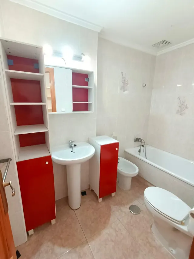 Fabuloso apartamento con piscina comunitaria, idoneo como vacacional — 10