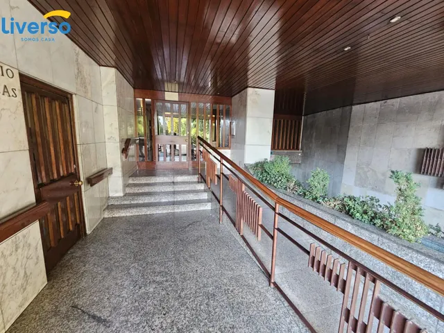 Espectacular pisazo en pleno centro, impresionantes vistas, no dudes en visitarlo!!! — 36