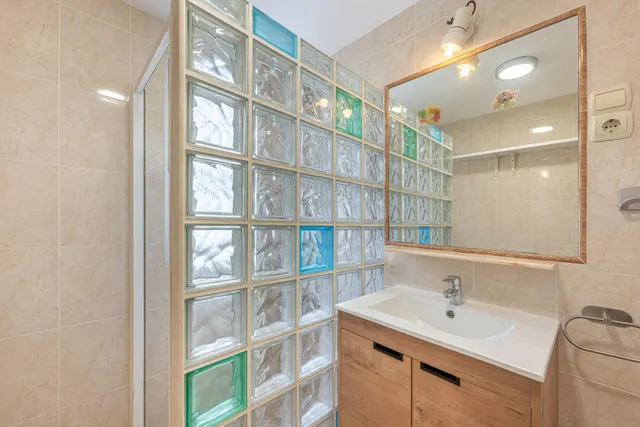 Vivienda con terraza y vistas al mar en Avenida de las Gaviotas, Fuengirola — 31