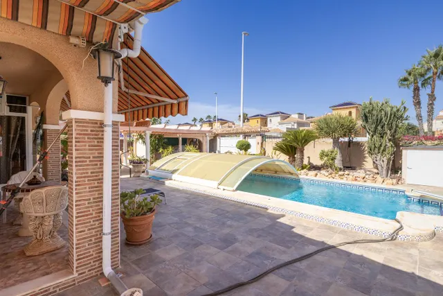 Villa 4 habitaciones 180m² en venta - Lomas de Cabo Roig — 36