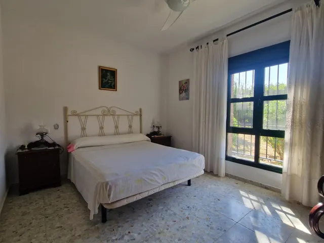 Finca rústica con dos viviendas, piscina y 56.000 m2 de tierras de regadío a 10 minutos de Jerez — 48