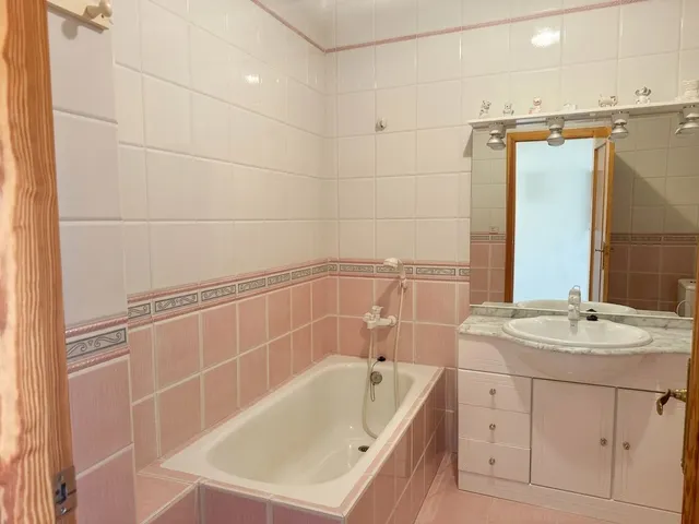 Magnifica casa con dos viviendas en Villanueva del Fresno — 30