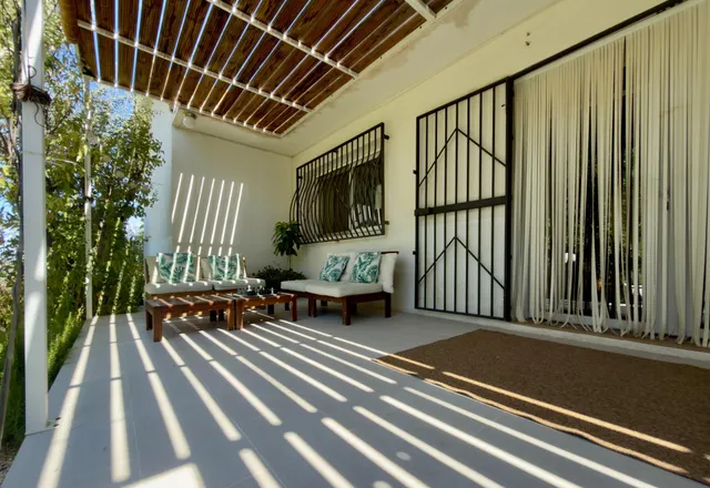 CHALET INDEPENDIENTE CON 3.500 M2 DE PARCELA, PISCINA, VIVIENDA DE INVITADOS Y PISTA DEPORTIVA EN LOS TABLAZOS — 38