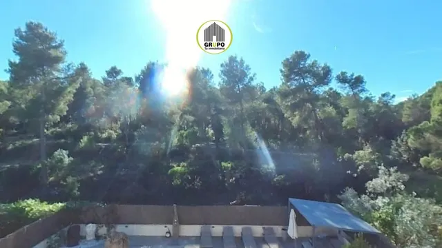 Casa reformada de tres plantas con piscina, jacuzzi, gimnasio, sauna  y vistas a parque natural — 45