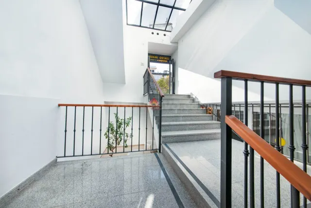 VENTA DE LOCAL COMERCIAL - foto 2