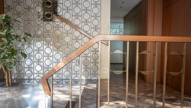 ESPACIOSA VIVIENDA EXTERIOR CON TERRAZA, BALCÓN Y GARAJE INCLUIDO. — 40