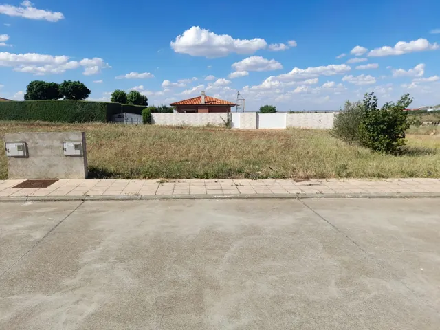 Urbis te ofrece una parcela en venta en Doñinos de Salamanca, Salamanca. — 5