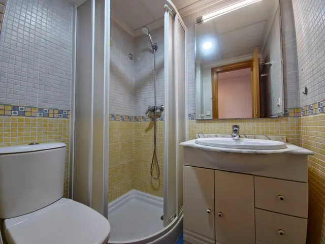 Apartamento de 2 dormitorios en alquiler, Lomas de Cabo Roig — 10