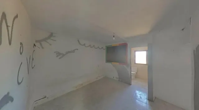 Chalet adosado en venta. — 13
