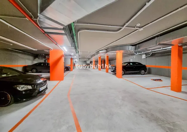 Garaje 55m² en venta - Centro — 7