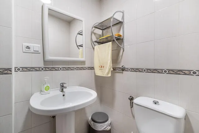 ¡¡Fantástico piso de 7 habitaciones en Bola de Oro!! — 19