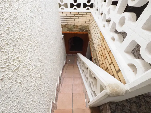 SE VENDE CASA ADOSADA EN NAVARCLES — 8