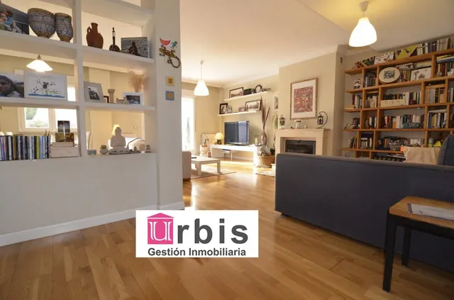 Urbis te ofrece un maravilloso chalet en venta en zona La Valmuza, Doñinos de Salamanca, Salamanca. — 7