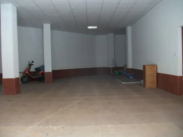 Local comercial — 2
