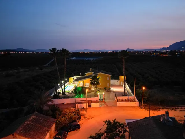 Magnífico Chalet en Orihuela – Listo para Entrar a Vivir — 9