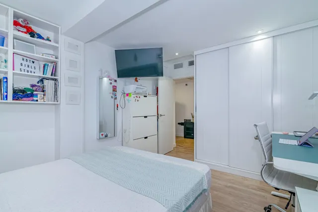 ¡Tu Nuevo Hogar te espera!  Semi-ático Reformado con Gran Terraza, junto Virgen de Las Angustias — 37