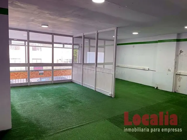 Local diáfano en centro de Santander, Cantabria. — 13