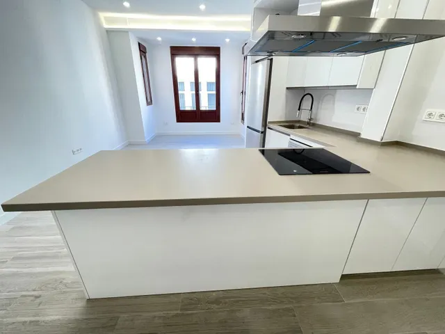 Fantastico apartamento  totalmente reformado a estrenar en centro histórico  de Málaga — 7