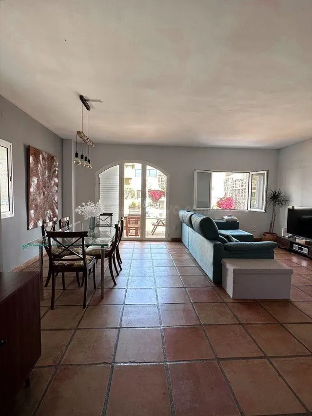 Única Casa Independiente en Venta en Port Saplaya - Valencia - foto 3