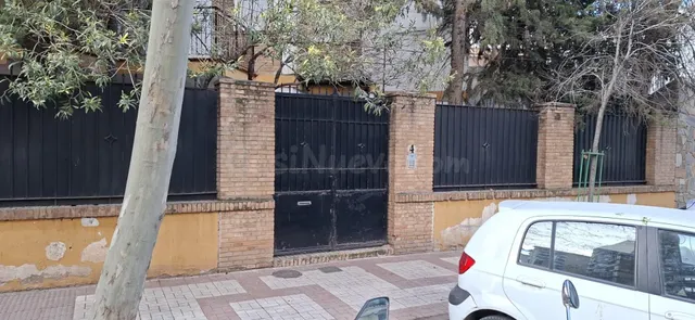 Piso en alquiler en zona Genil – Tranquilidad y buena ubicac - foto 2