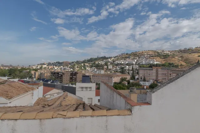 Amplio piso en Cervantes con garaje y trastero — 25