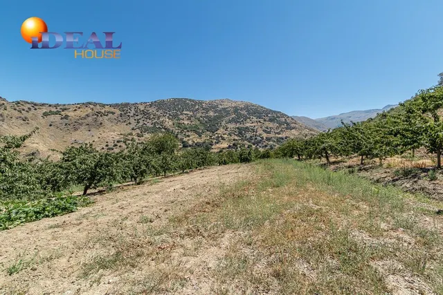 A9493K2. 73.000 m2 Finca rústica con vivienda en Güéjar Sierra — 23