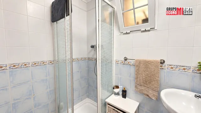 Chalet adosado de 2 dormitorios con terraza, piscina y sol de tarde en Gran Alacant — 25