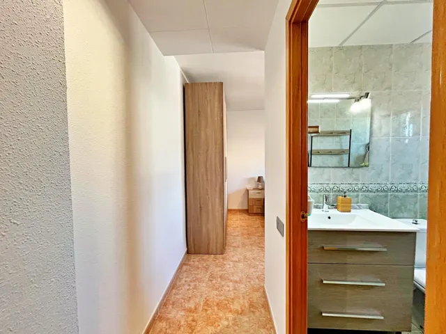 Piso de 4 habitaciones con terraza y ascensor en Ferreries - VPO — 17