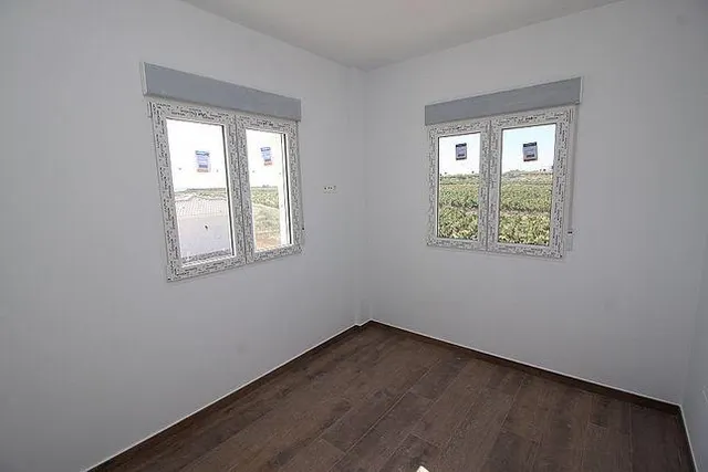 VILLAS DE OBRA NUEVA EN PINOSO — 9